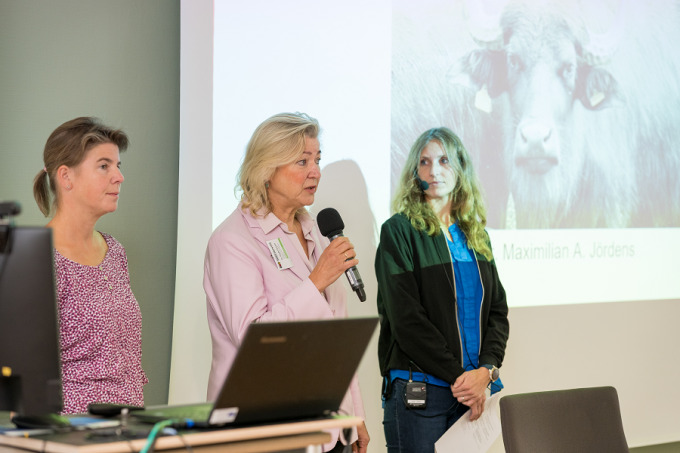 Dr. Zernick (IFN Schönow), Dr. Possardt (TSBD) und Dr. Zinke (LTSB) begrüßen die Teilnehmenden