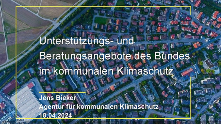 Startbild mit dem Schriftzug 'Unterstützungs- und Beratungsangebote des Bundes im kommunalen Klimaschutz'